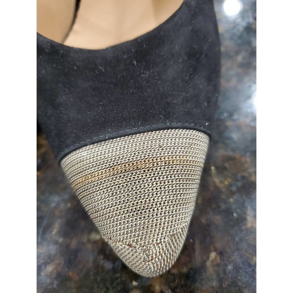 Salvatore Ferragamo Women's Black & Gold Toe More Suede Chain Cap-Toe Pumps 10 - Picture 3 of 14